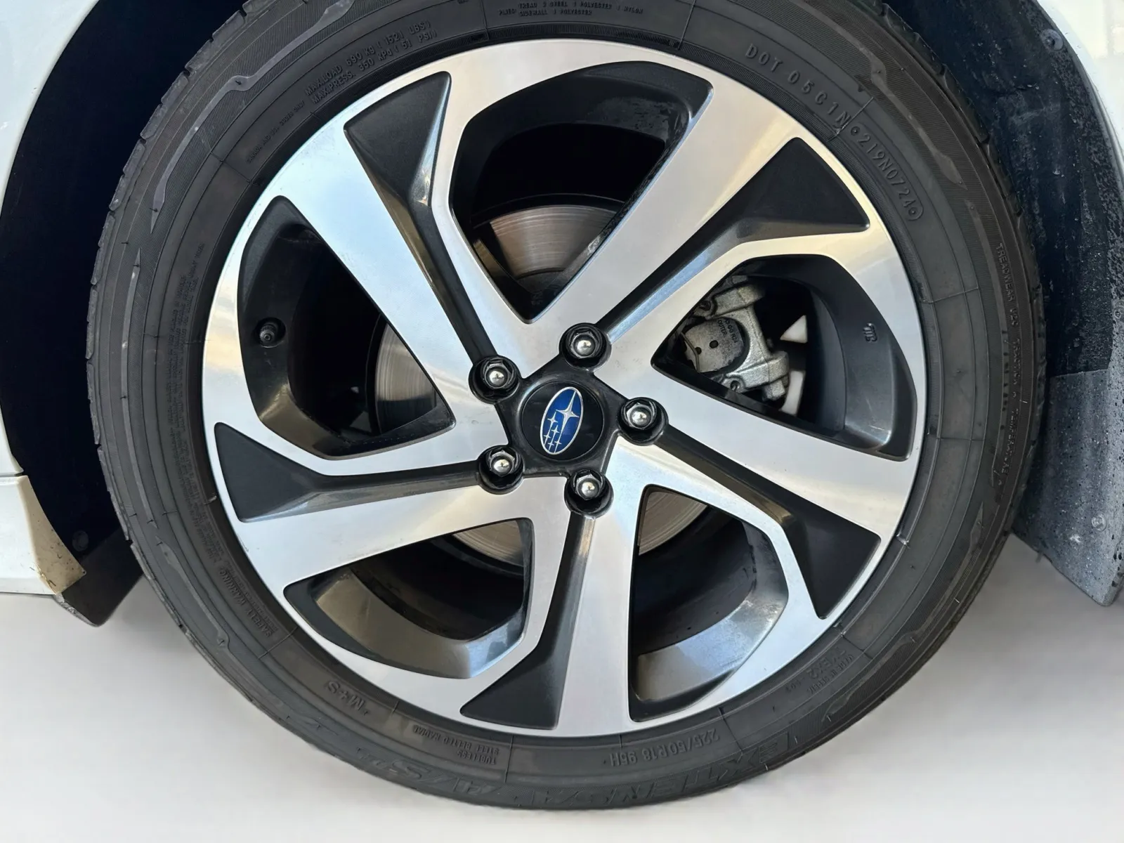 Subaru Legacy photo 23