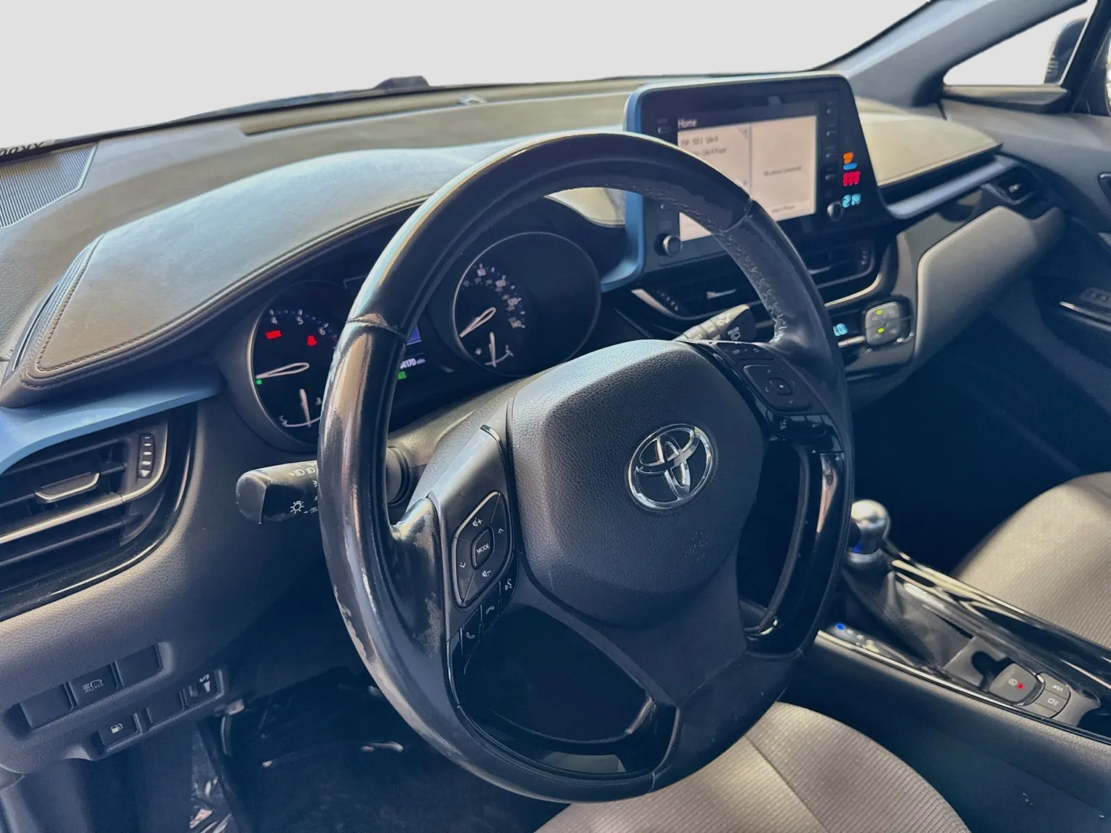 Toyota C-HR photo 7