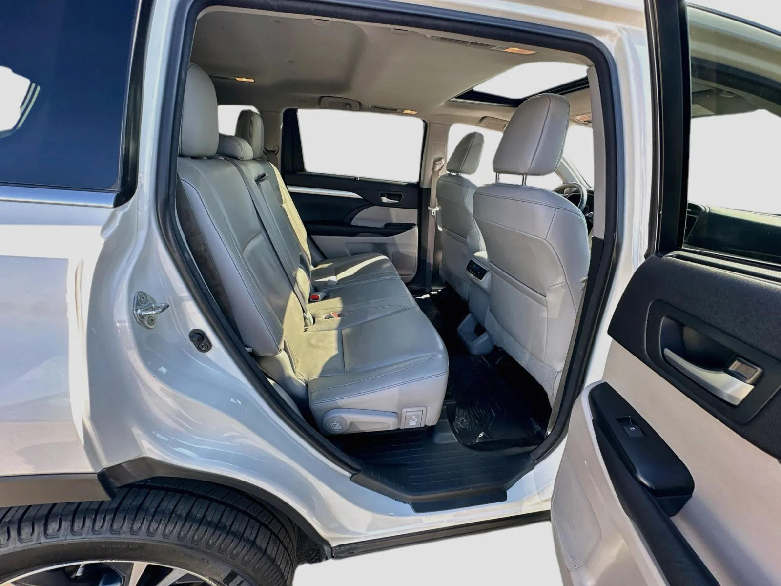 Toyota Highlander photo 22
