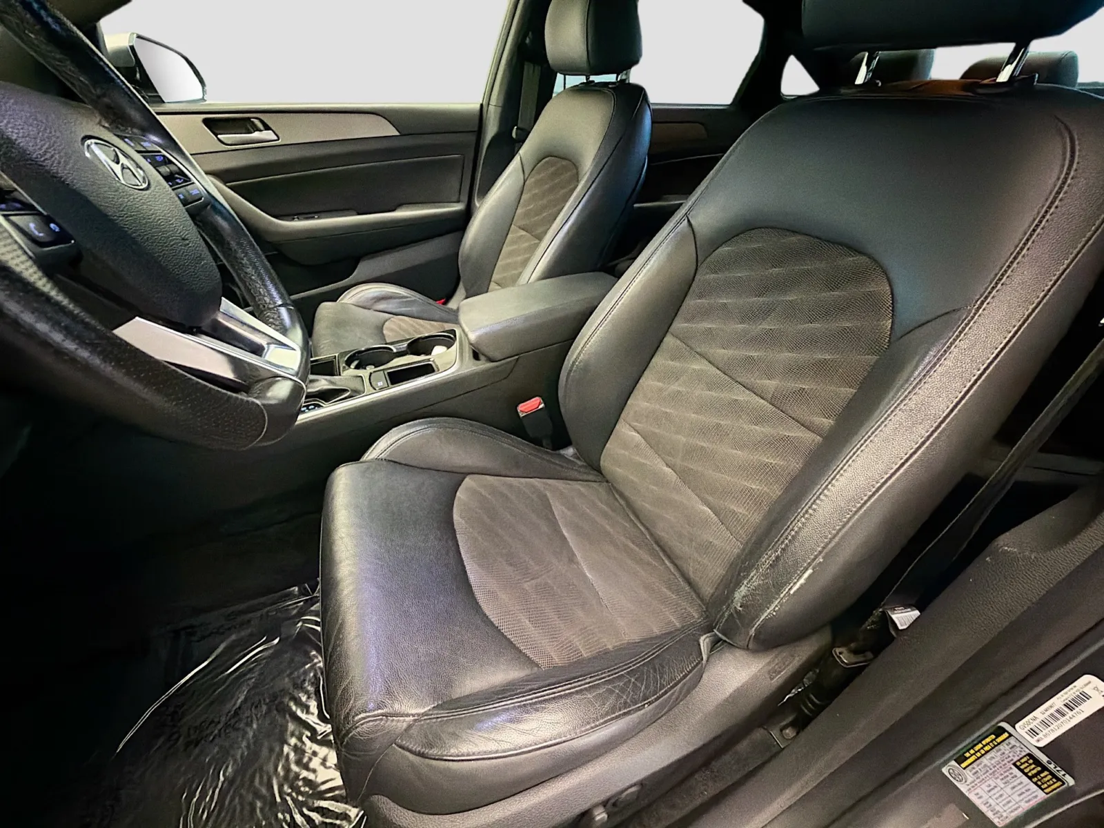 Hyundai Sonata photo 11