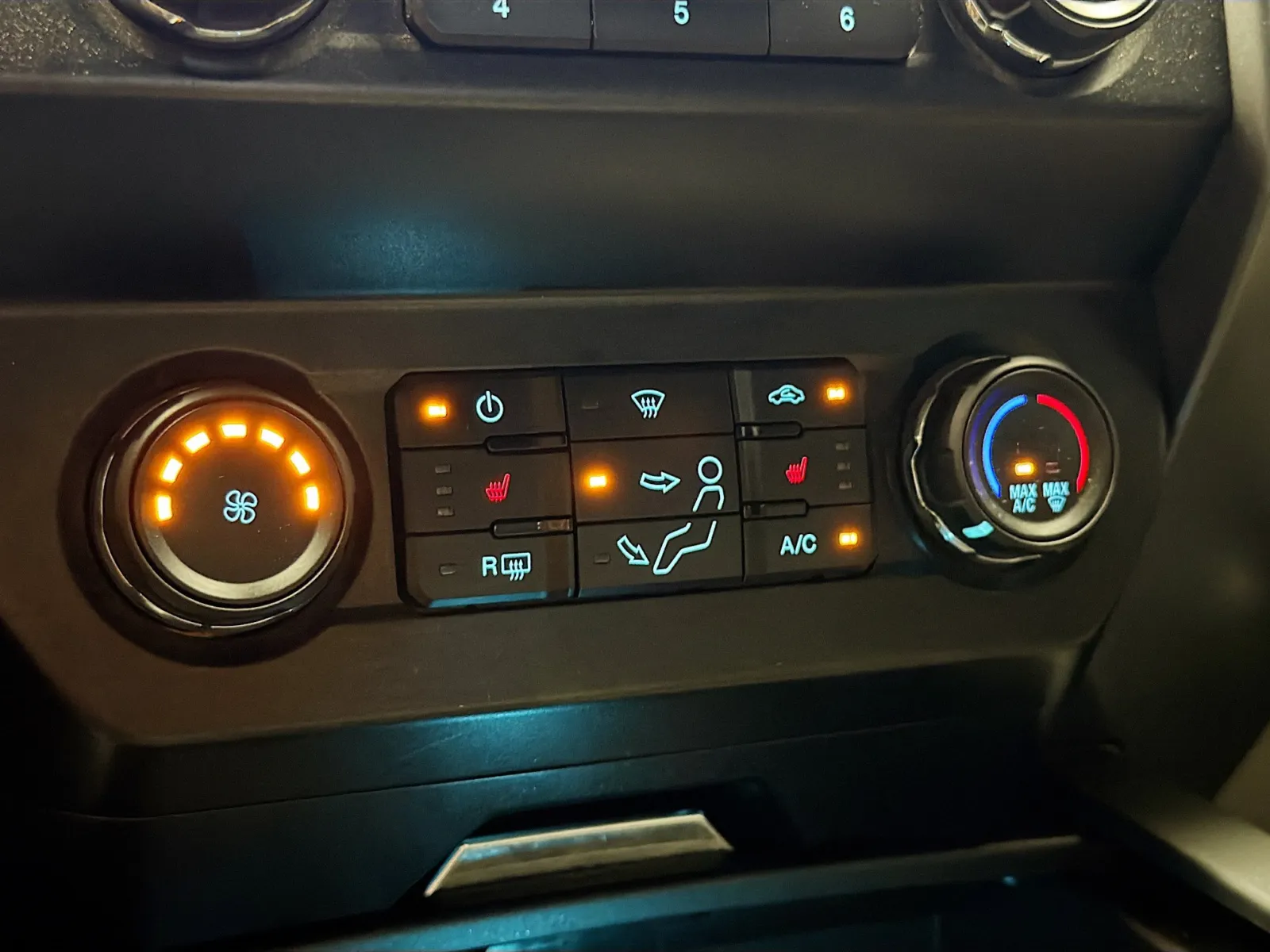 Ford F-250 photo 10