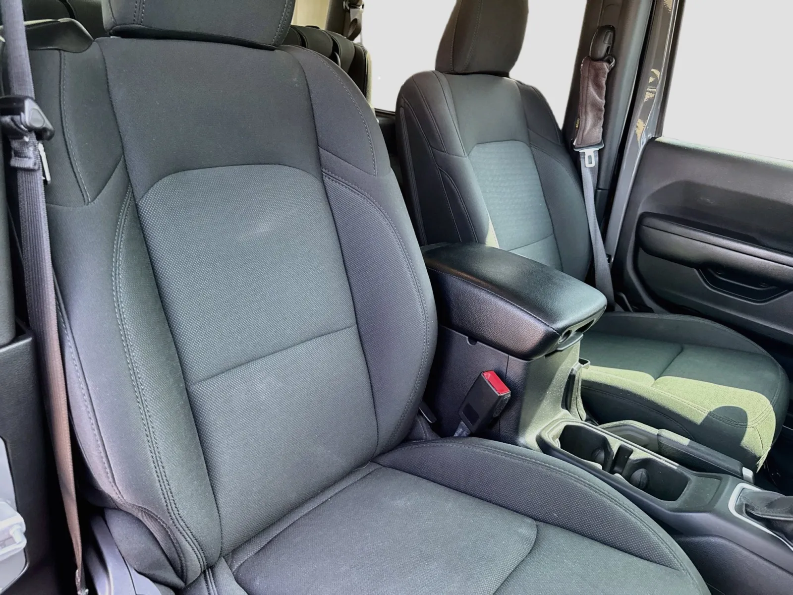 Jeep Wrangler photo 16
