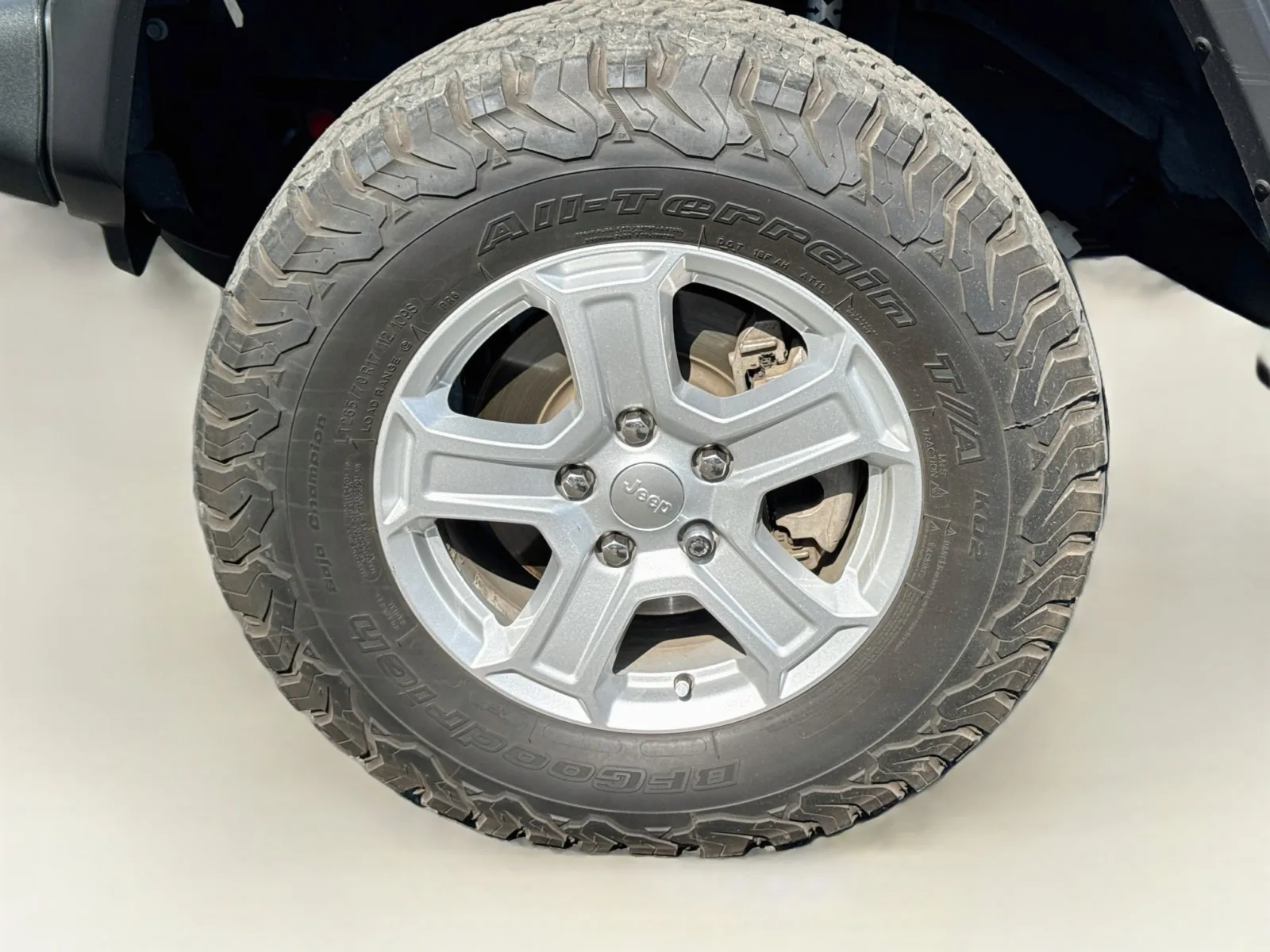 Jeep Wrangler photo 17