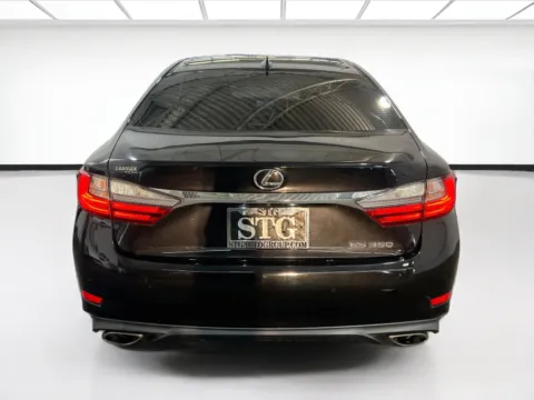 More photos of 2016 Lexus ES 350 at KarGenie, CA