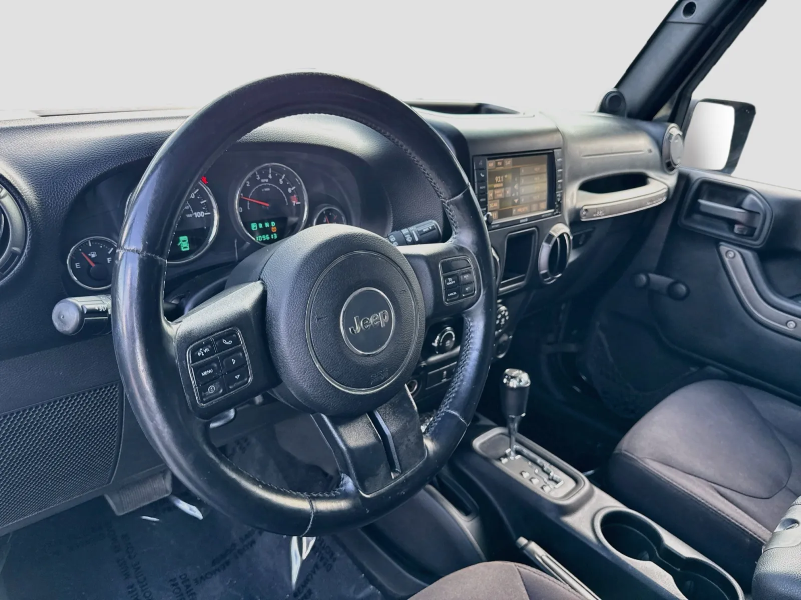 Jeep Wrangler photo 7