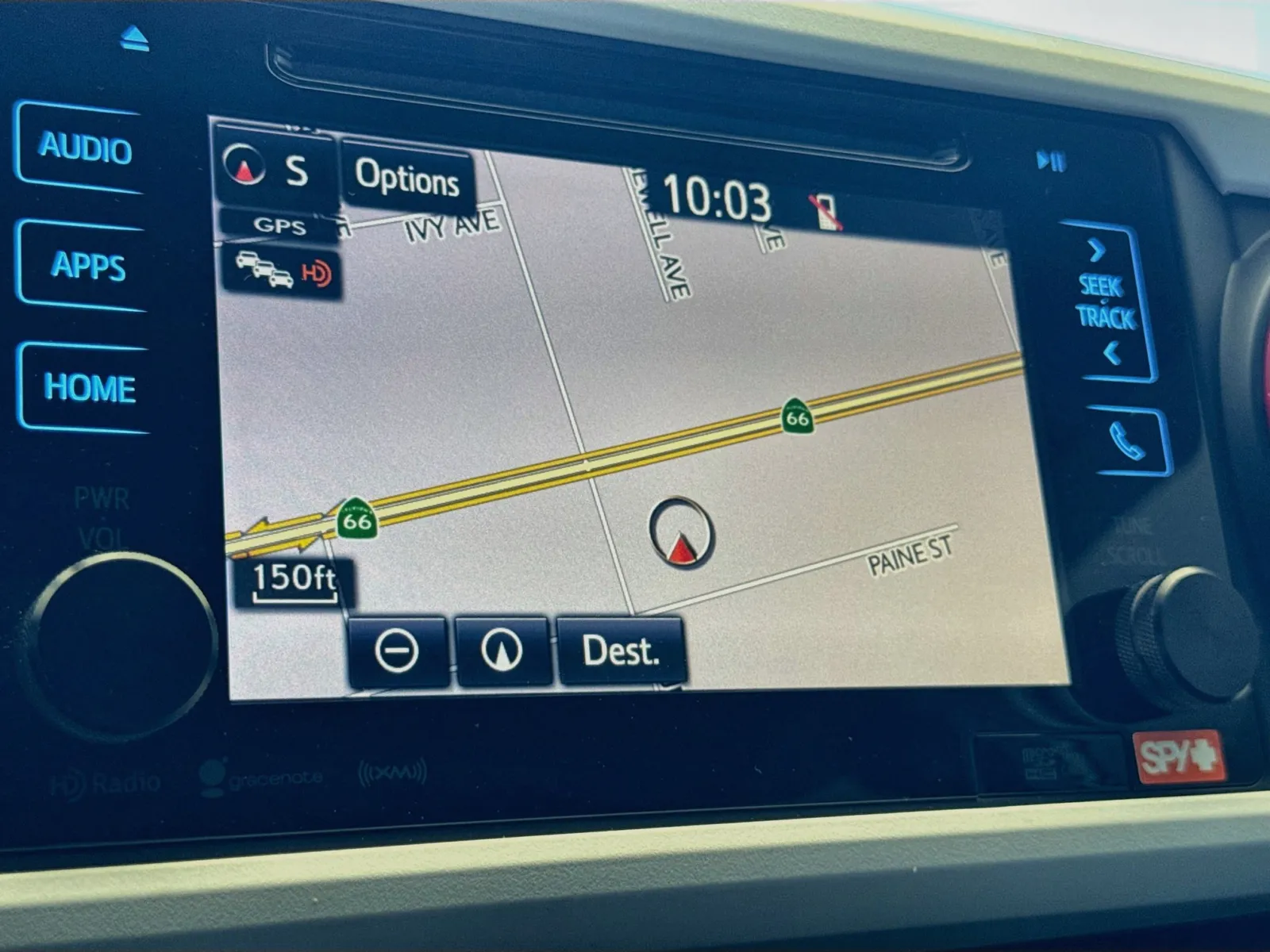 Toyota Tacoma photo 9