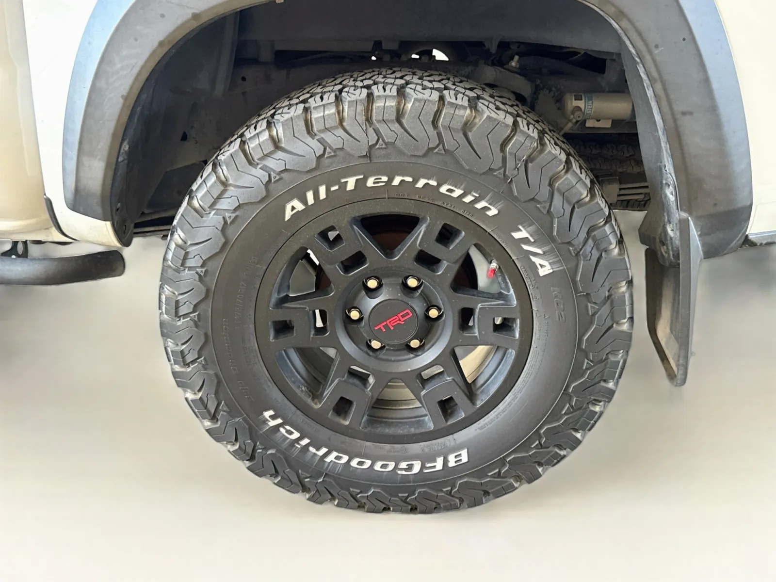 Toyota Tacoma photo 17