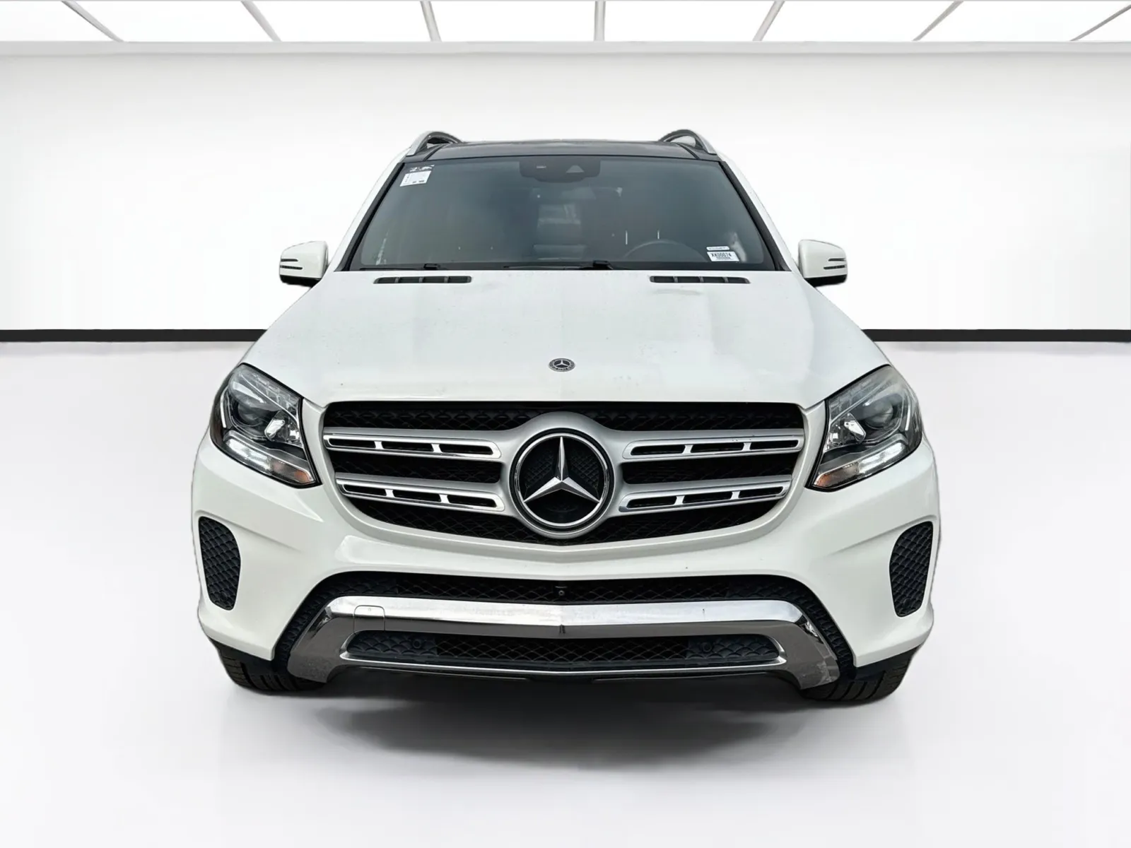 Mercedes-Benz GLS photo 2