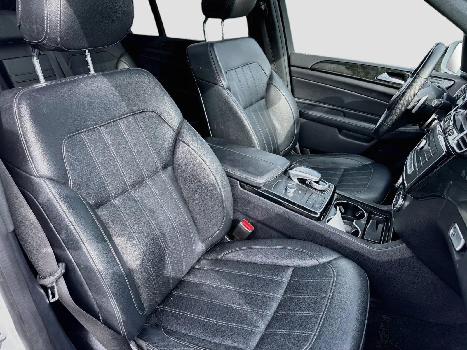 Mercedes-Benz GLS photo 22