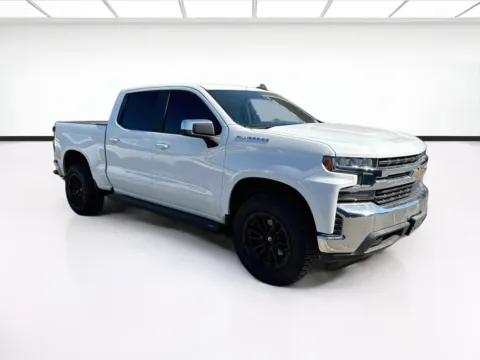 Another view of 2020 Chevrolet Silverado 1500 LT for sale in Fontana, CA at KarGenie