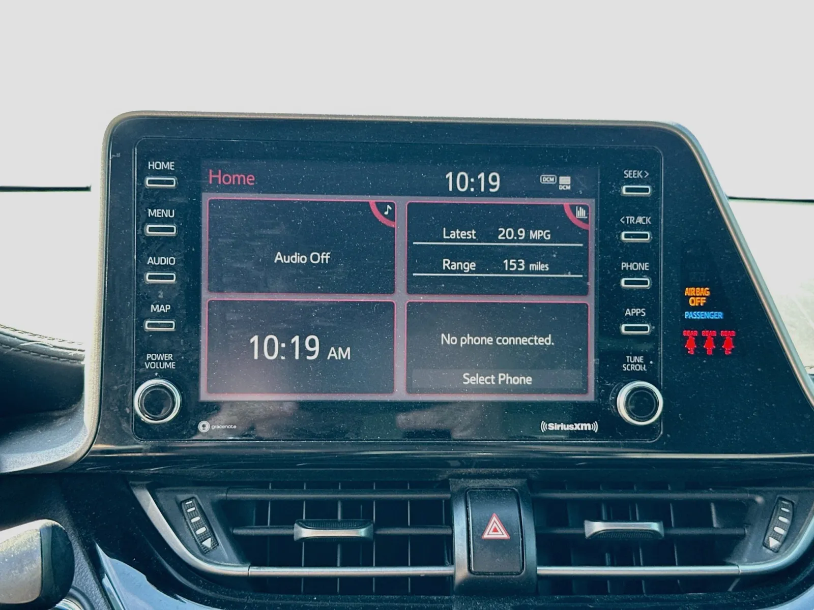 Toyota C-HR photo 10