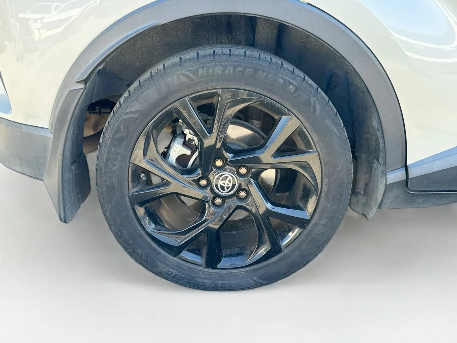 Toyota C-HR photo 20