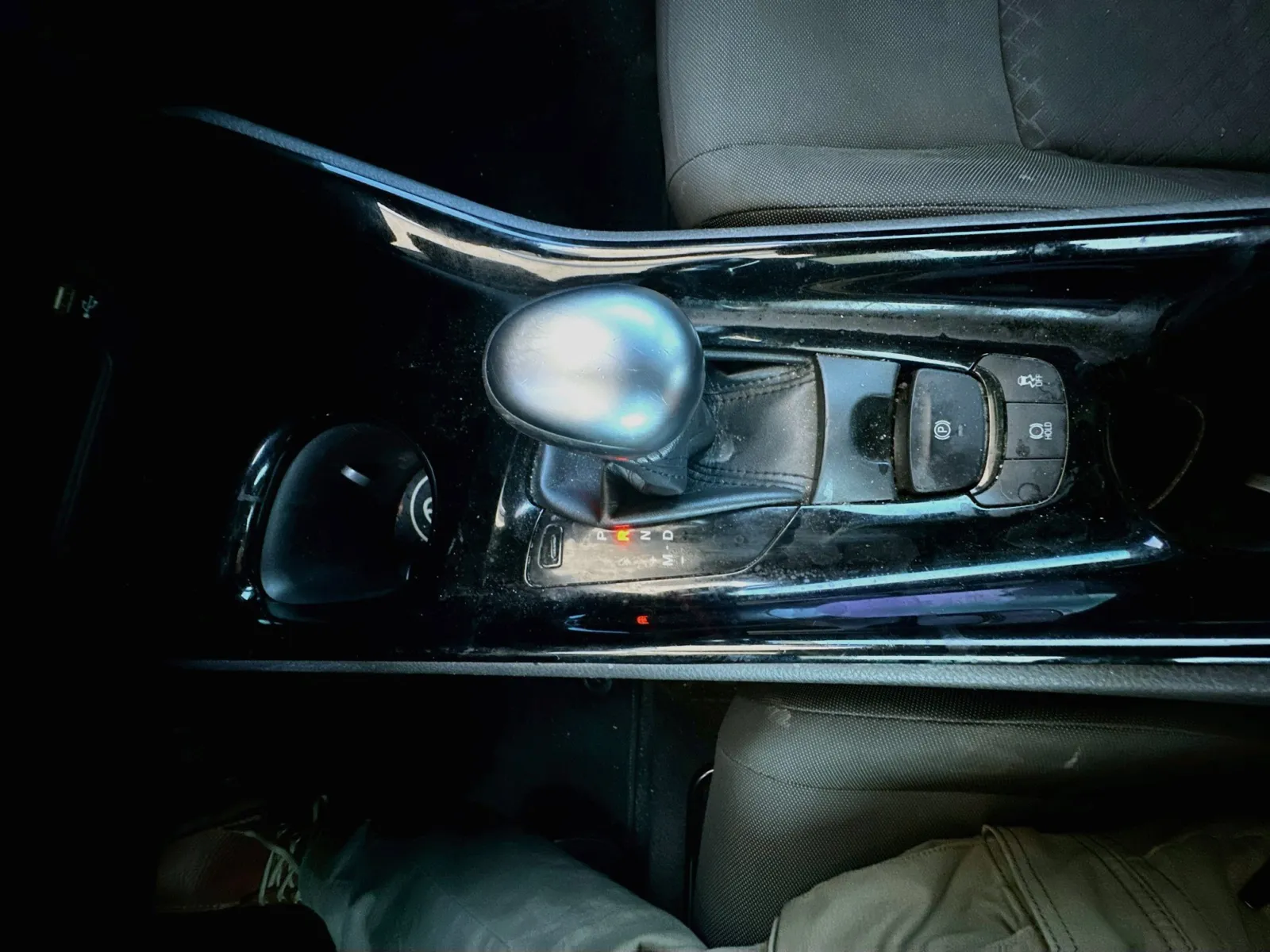 Toyota C-HR photo 23