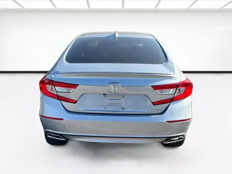 More photos of 2020 Honda Accord Sedan Sport at KarGenie, CA