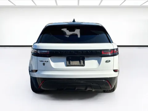More photos of 2022 Land Rover Range Rover Velar P250 R-Dynamic S at KarGenie, CA