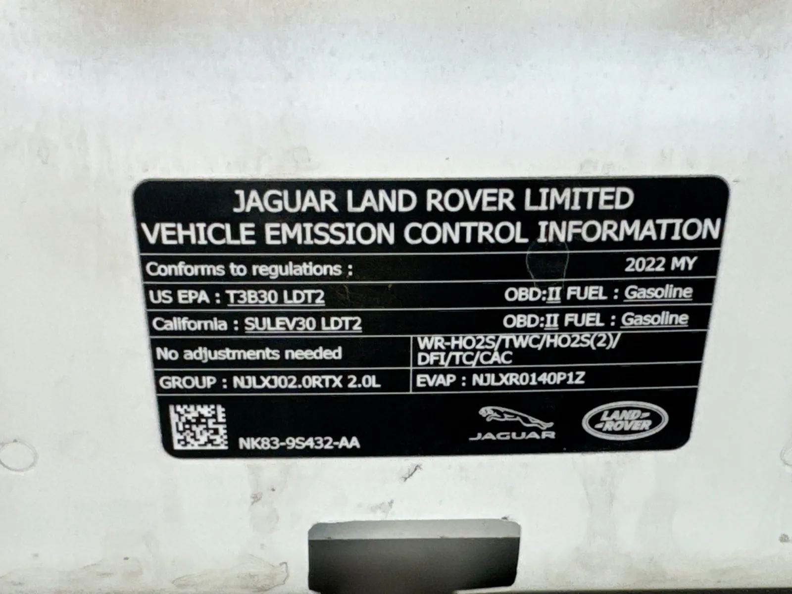 Land Rover Range Rover Velar photo 22