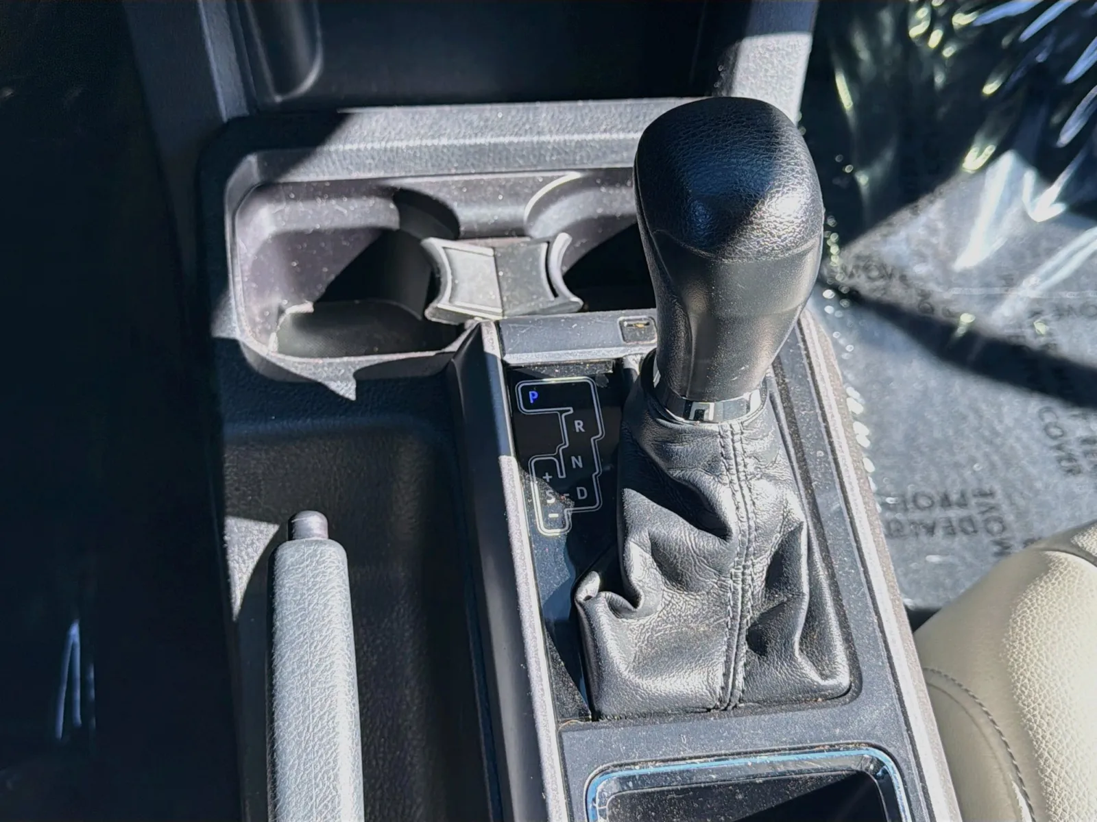 Toyota Tacoma photo 13