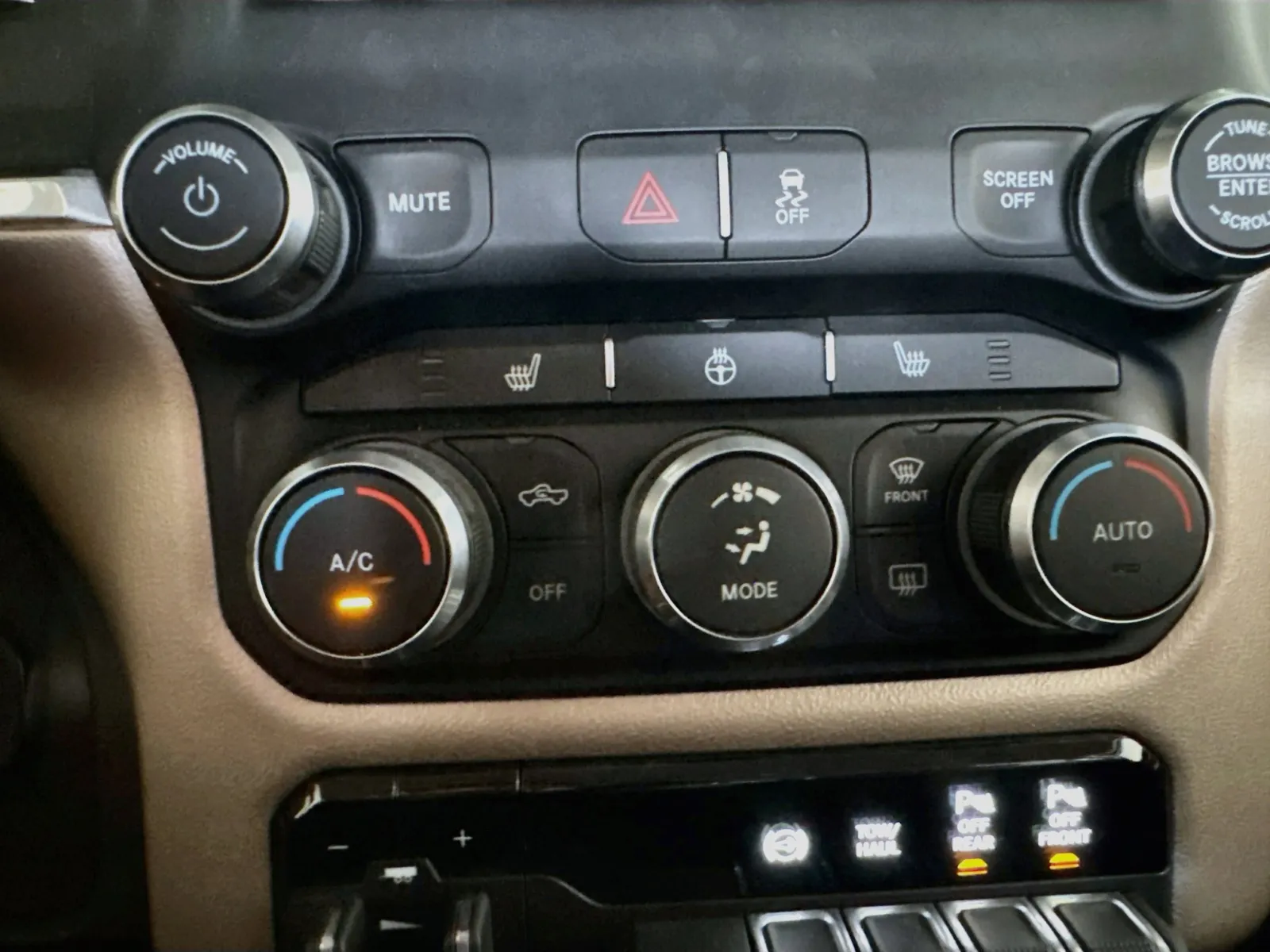 Ram 2500 photo 11