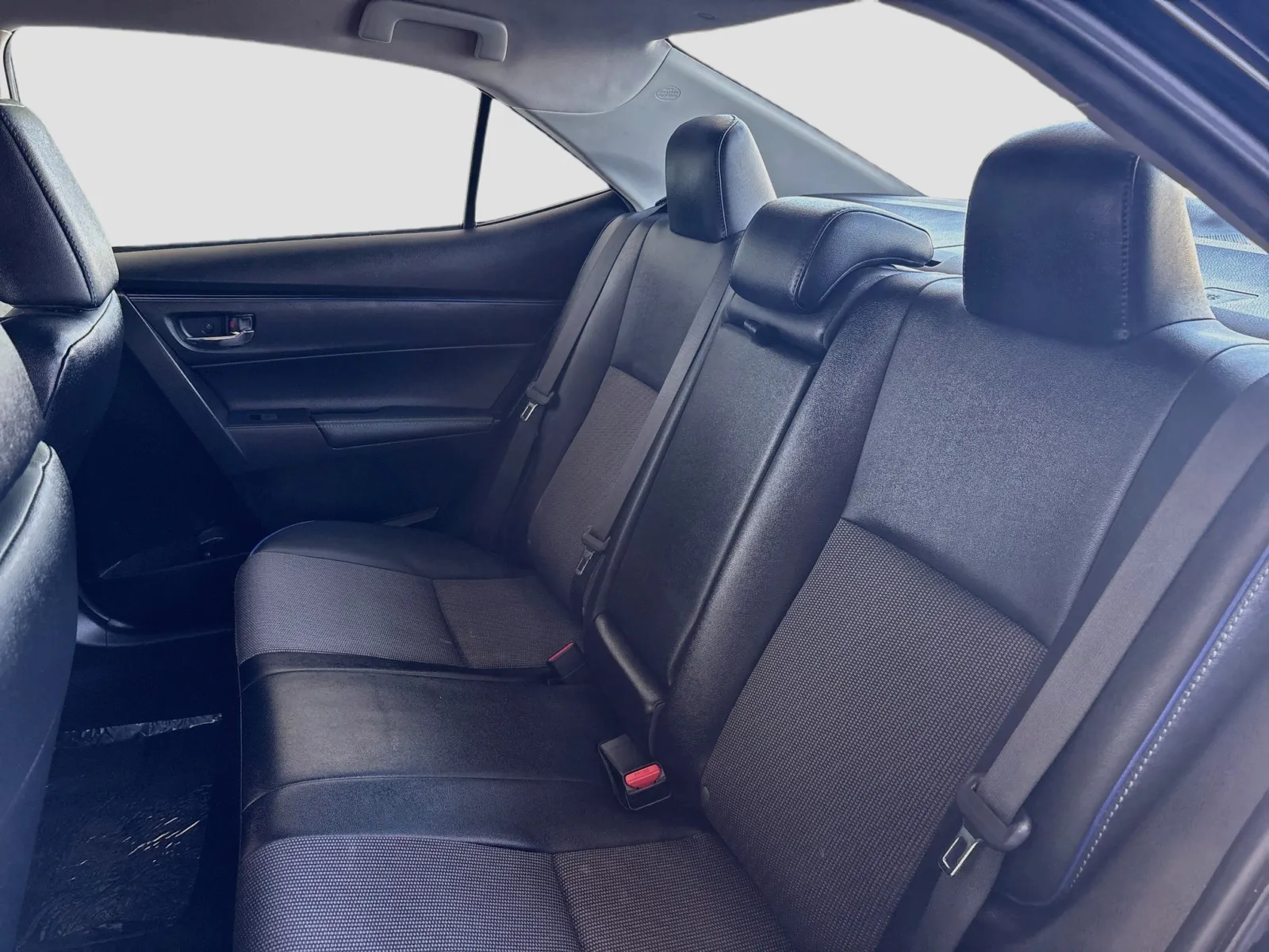 Toyota Corolla photo 16