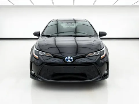 Photos of 2019 Toyota Corolla SE for sale in Fontana, CA at KarGenie