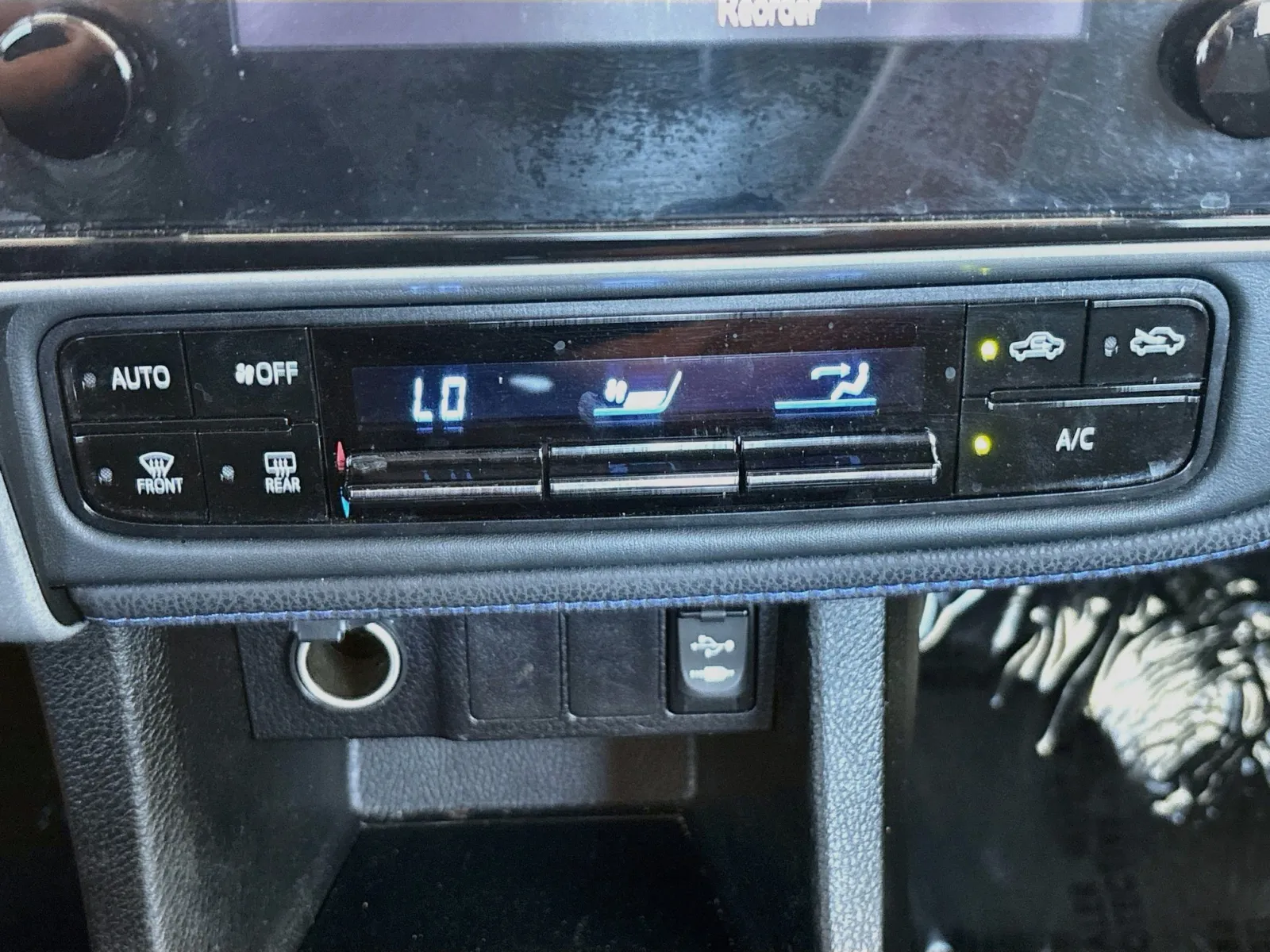 Toyota Corolla photo 11