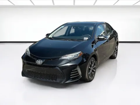 Black 2019 Toyota Corolla SE for sale in Fontana, CA