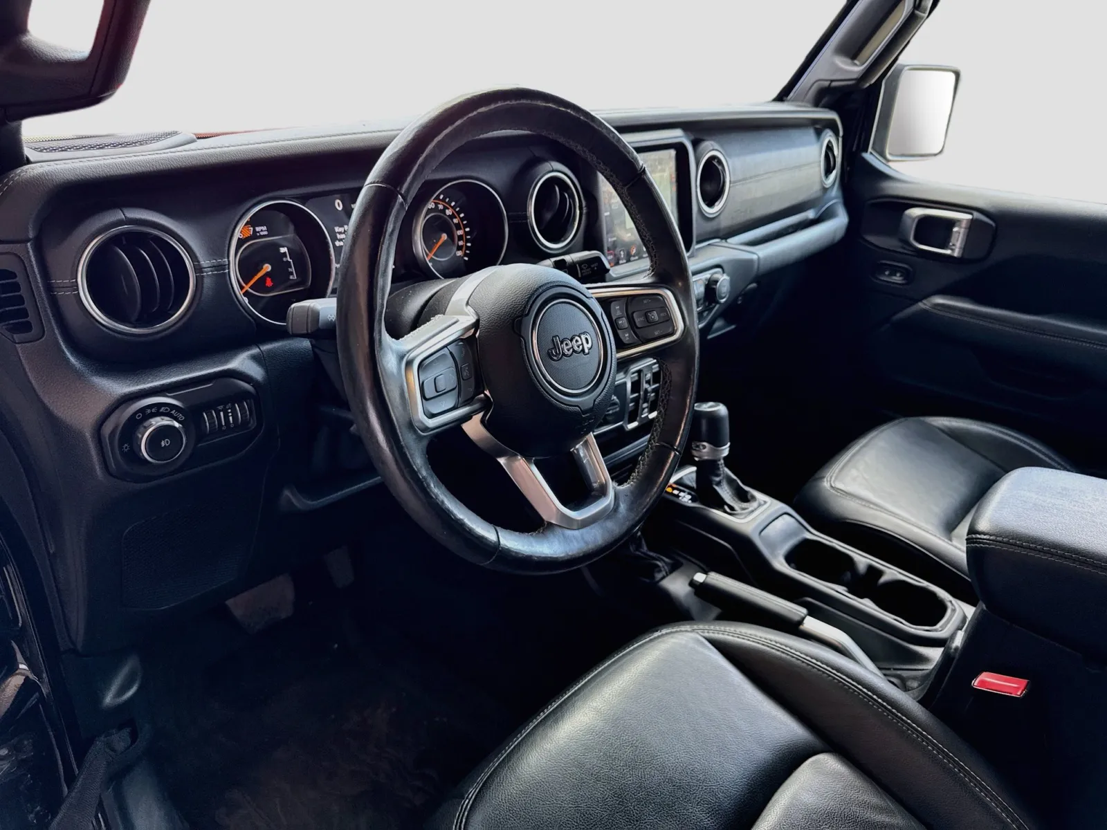 Jeep Wrangler photo 7