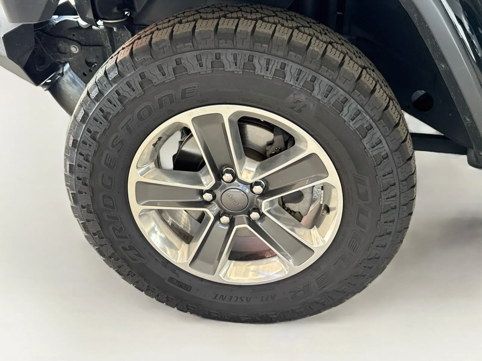 Jeep Wrangler photo 19