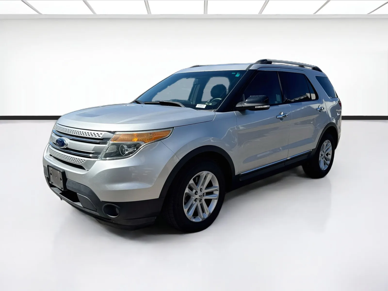 Silver 2014 Ford Explorer XLT for sale in Fontana, CA