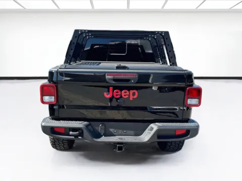 More photos of 2025 Jeep Gladiator Nighthawk at KarGenie, CA