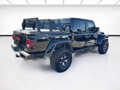More photos of 2025 Jeep Gladiator Nighthawk at KarGenie, CA