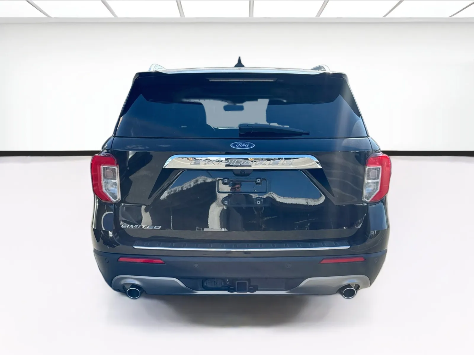 Ford Explorer photo 5