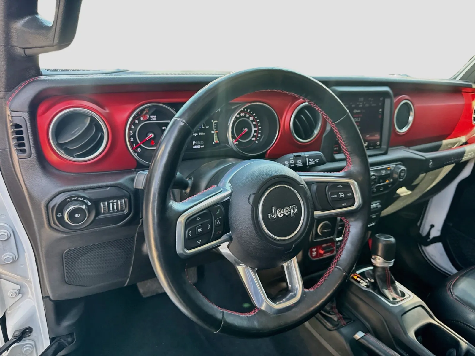 Jeep Wrangler photo 7