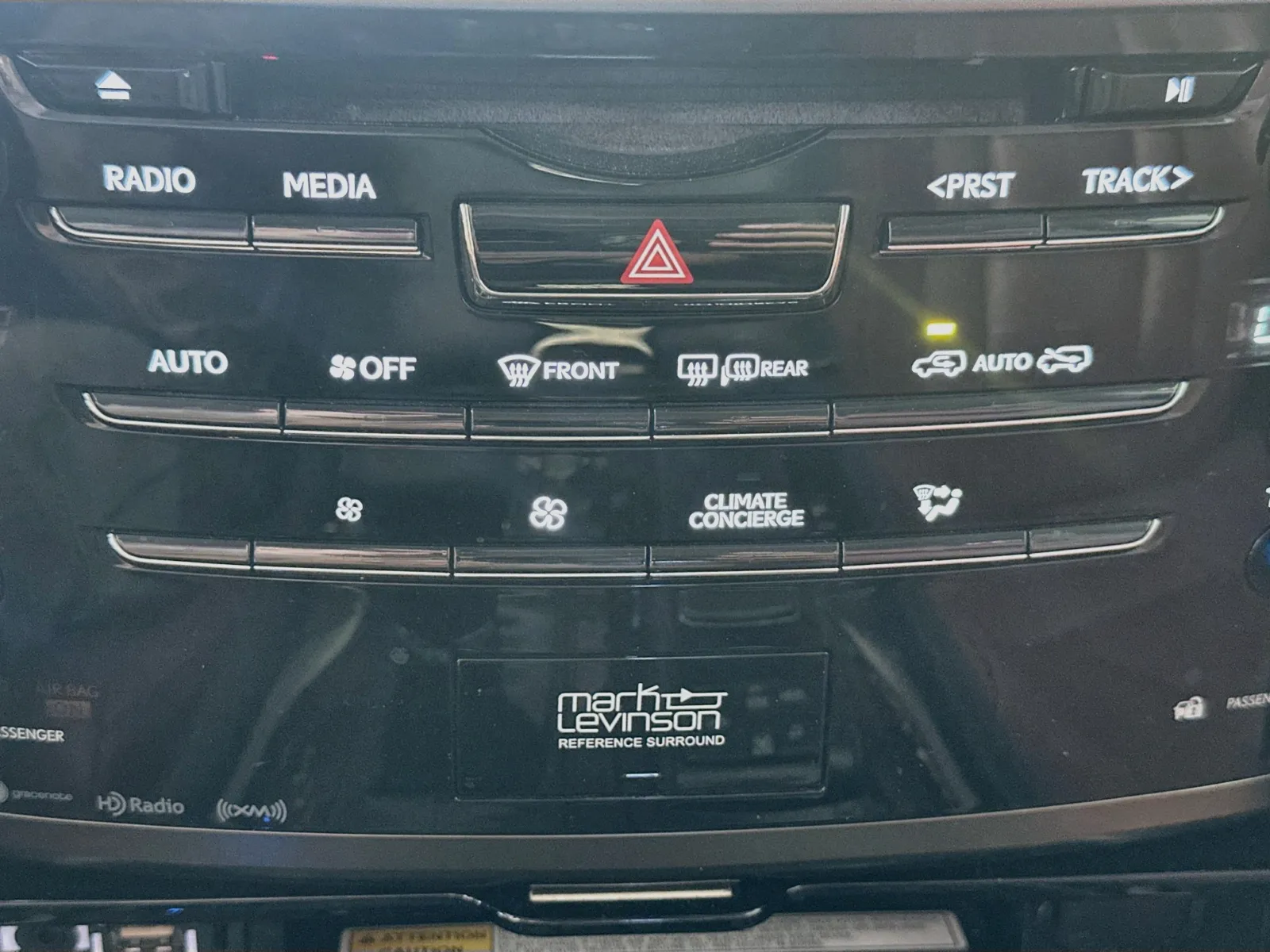 Lexus LX photo 12