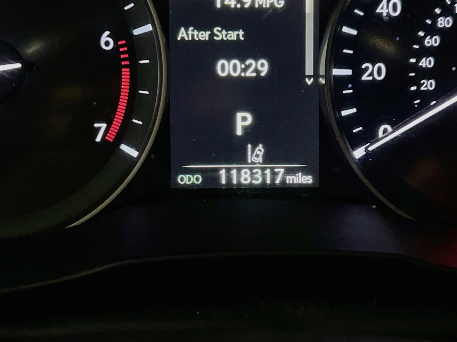 Lexus ES photo 8