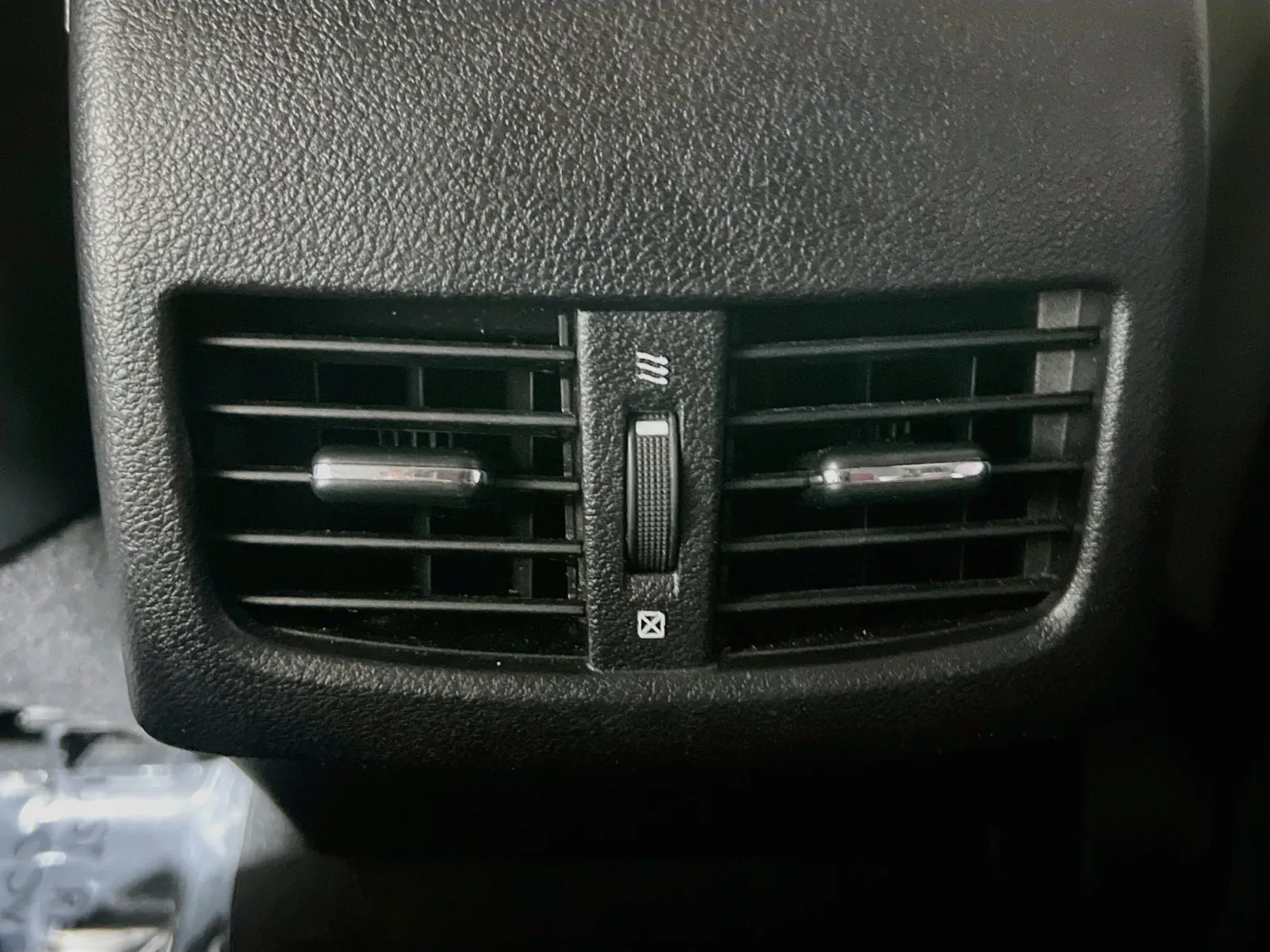 Lexus ES photo 19