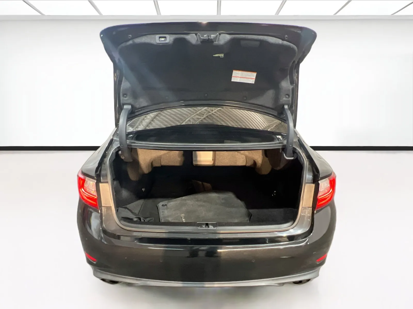 Lexus ES photo 20