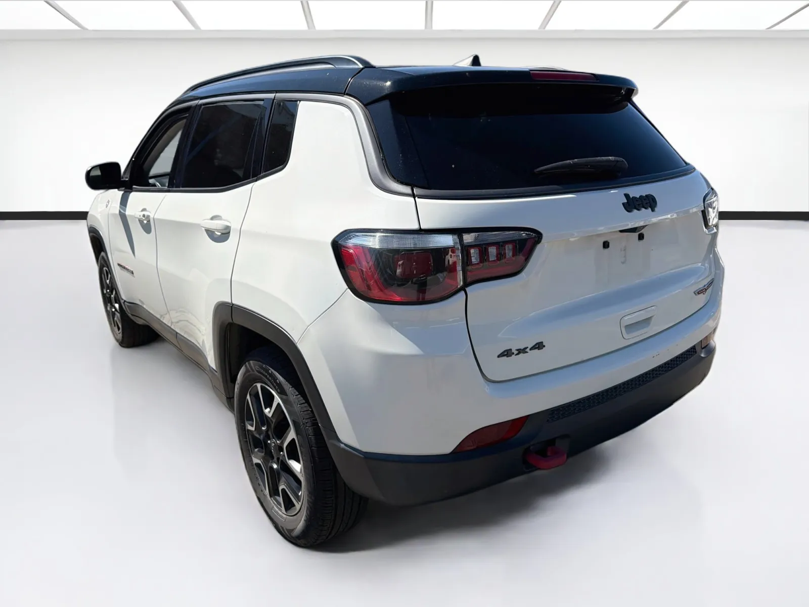 Jeep Compass photo 6
