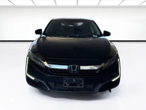 Photos of 2018 Honda Clarity Plug-In Hybrid Touring for sale in Fontana, CA at KarGenie
