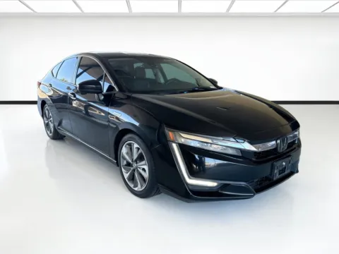 Another view of 2018 Honda Clarity Plug-In Hybrid Touring for sale in Fontana, CA at KarGenie