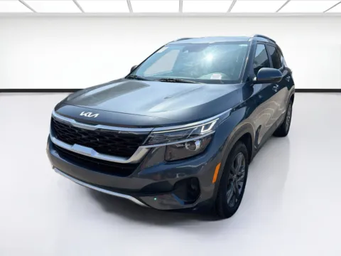 Gray 2023 Kia Seltos S for sale in Fontana, CA