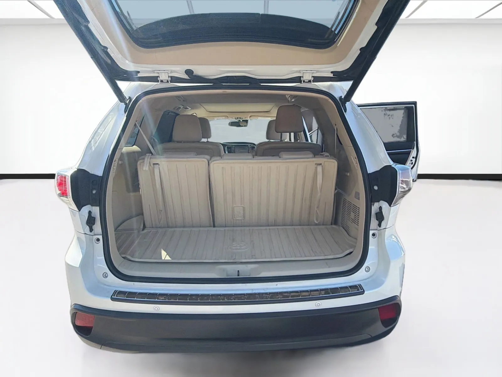 Toyota Highlander photo 18