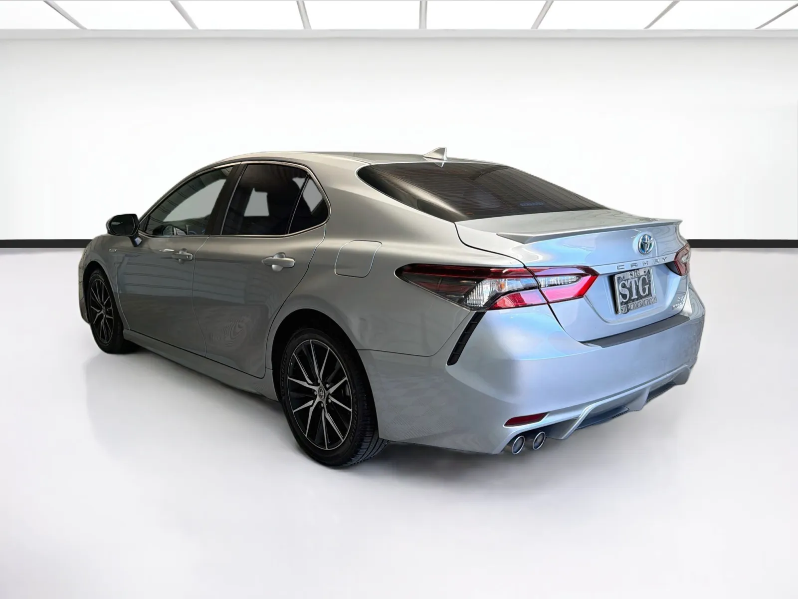 Toyota Camry photo 6