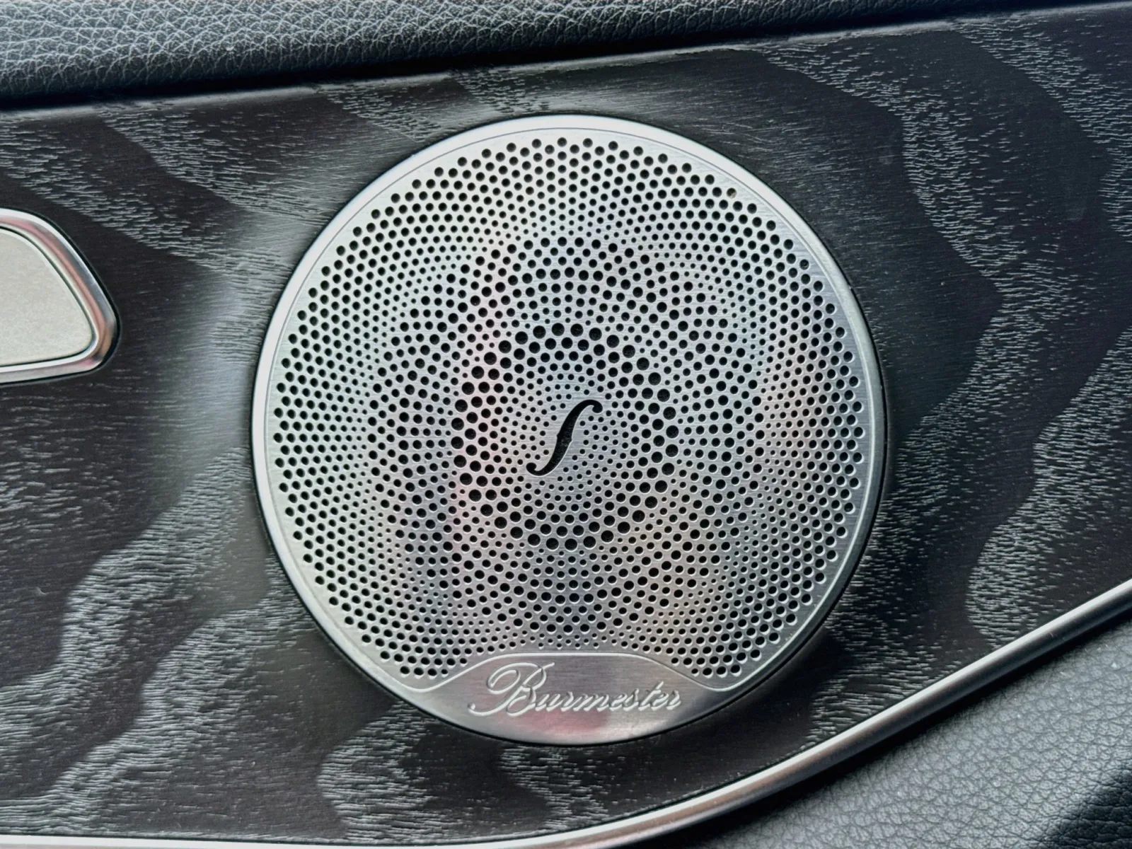 Mercedes-Benz C-Class photo 11