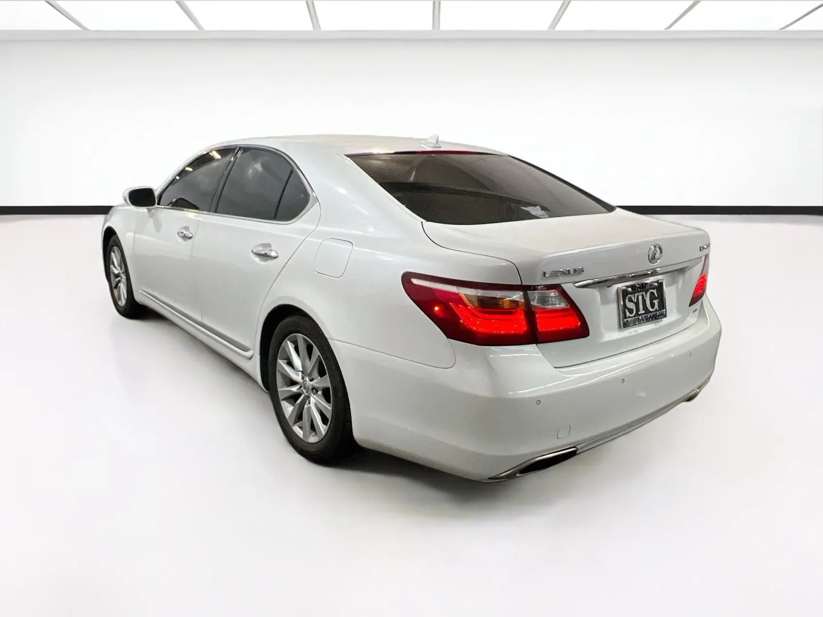 Lexus LS photo 6