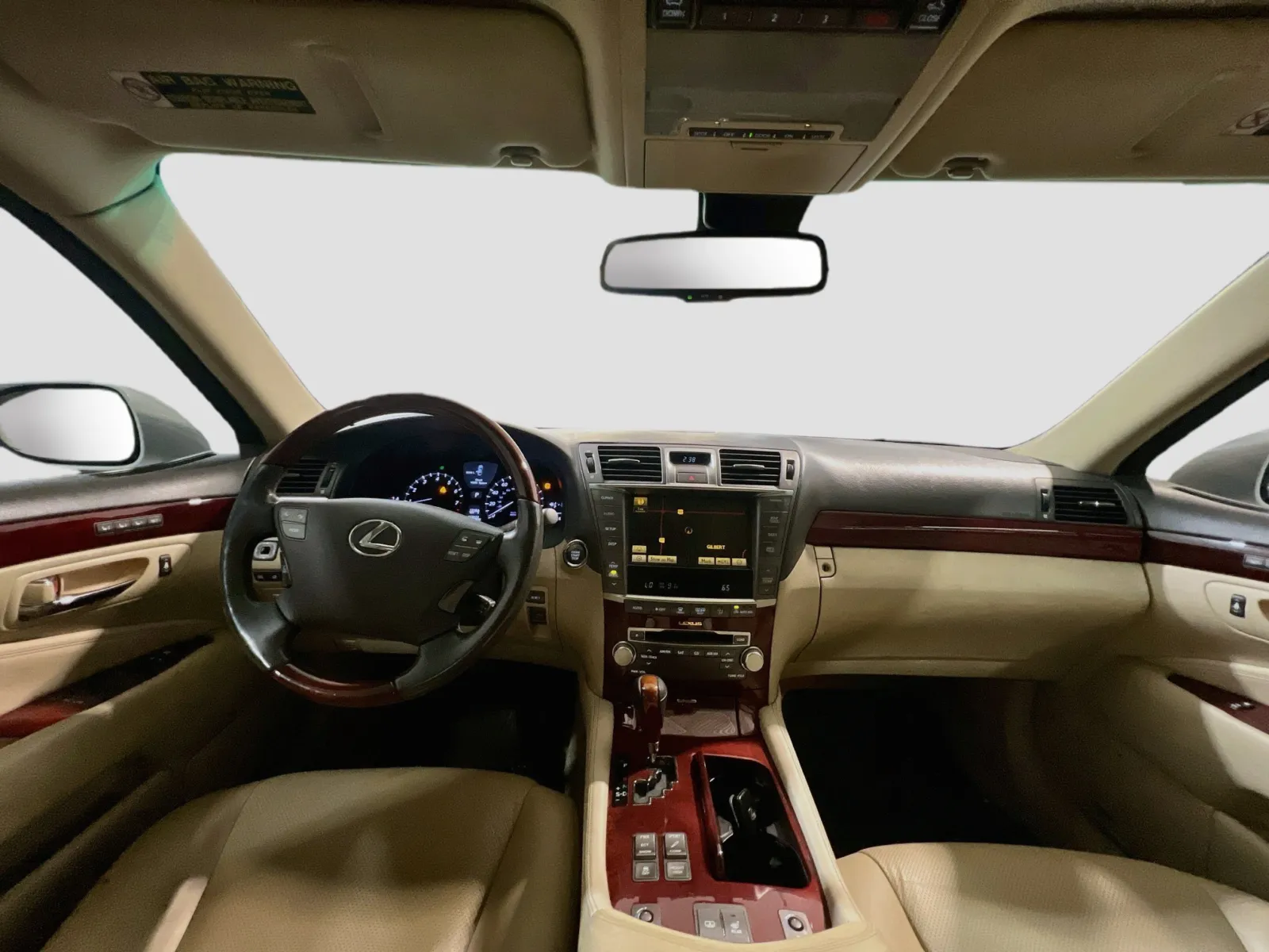 Lexus LS photo 17