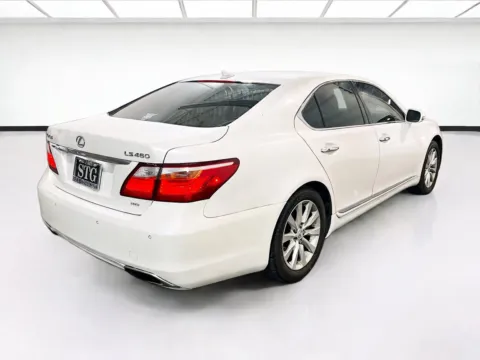 More photos of 2010 Lexus LS 460 at KarGenie, CA