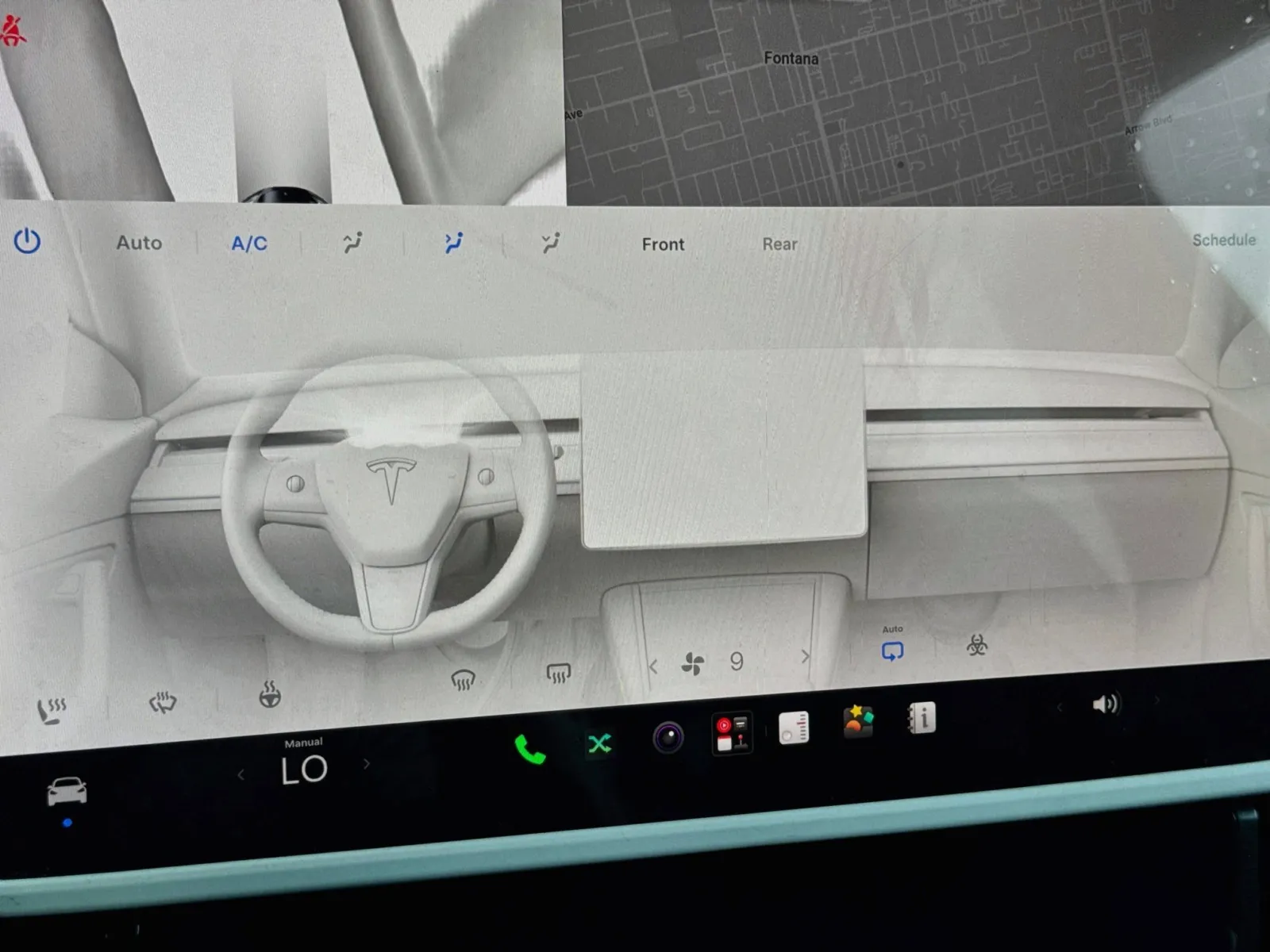 Tesla Model Y photo 12