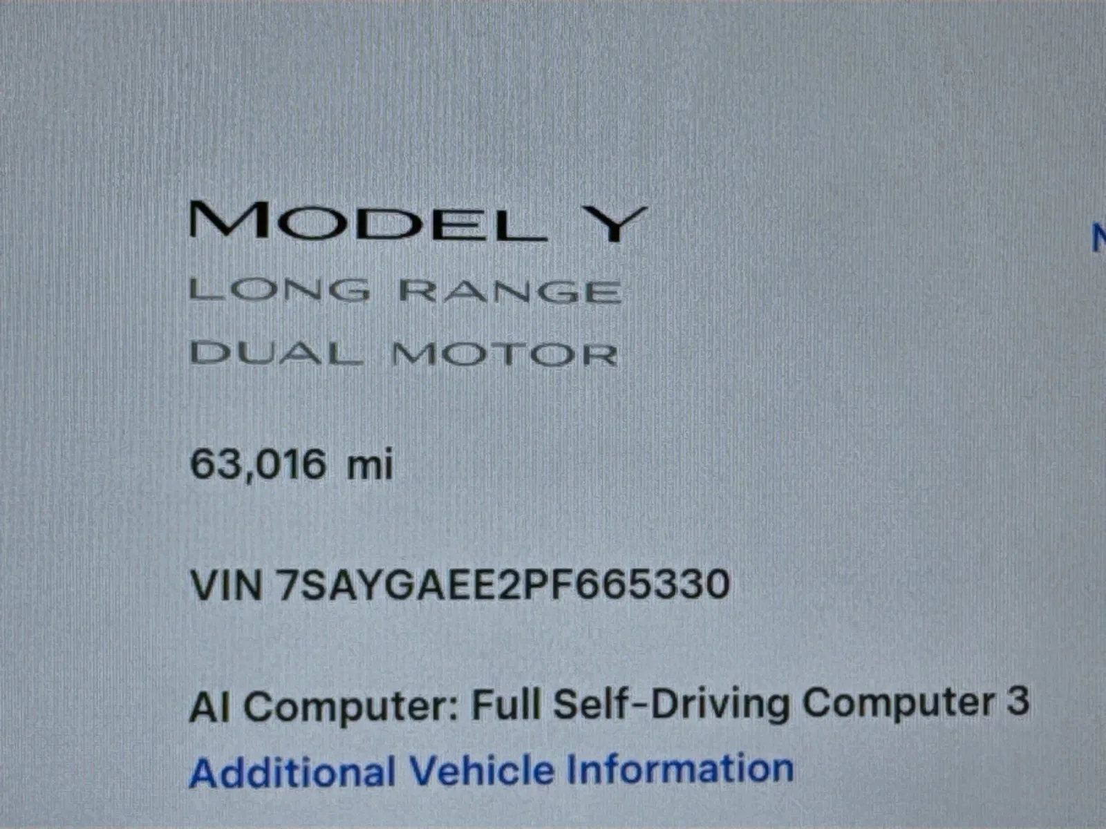 Tesla Model Y photo 8