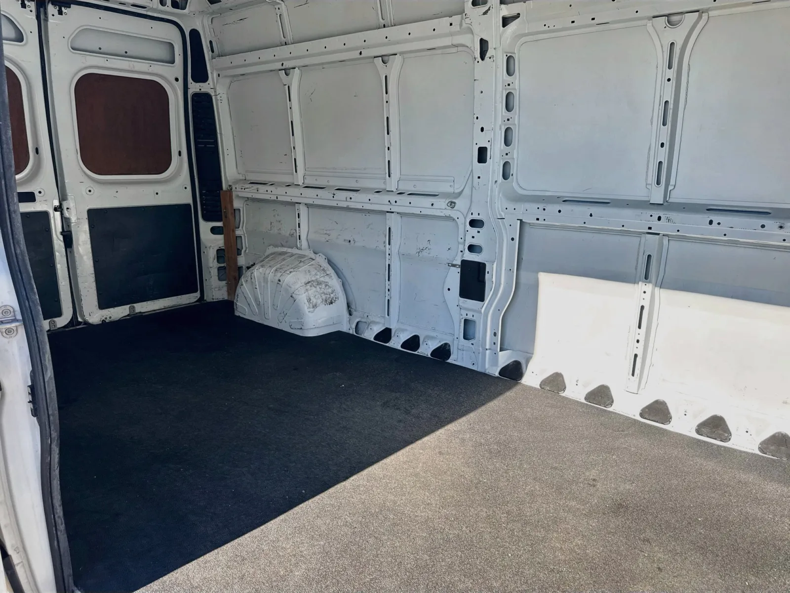 Ram Cargo Van photo 15